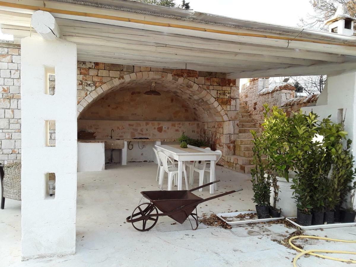 Trullo Cime Bianche Villa Cisternino Exterior photo